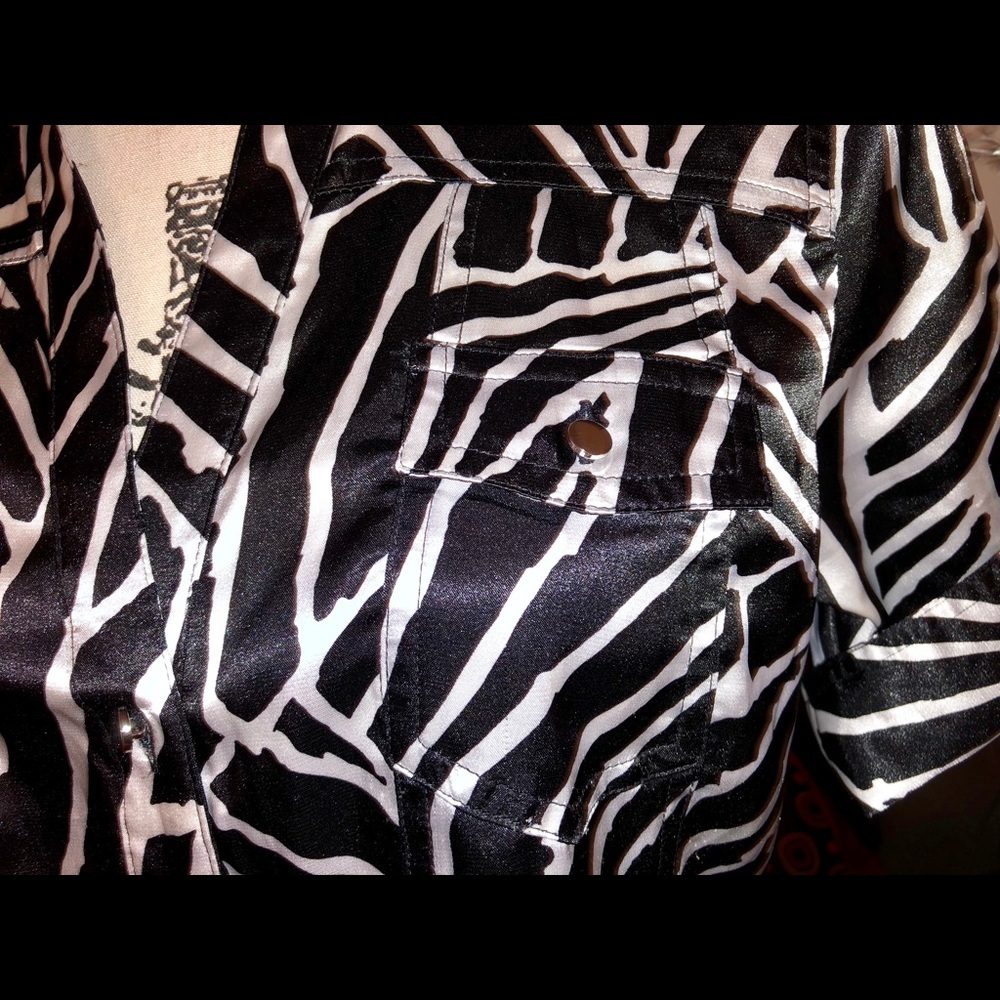 blouse brand cato⚪️⚫️ - Picture 3 of 6